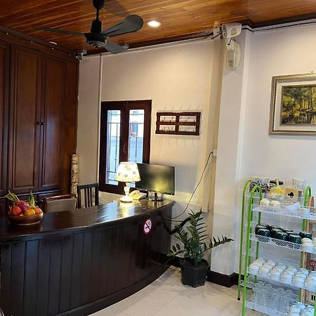 Jasmine Place House Luang Prabang Dış mekan fotoğraf