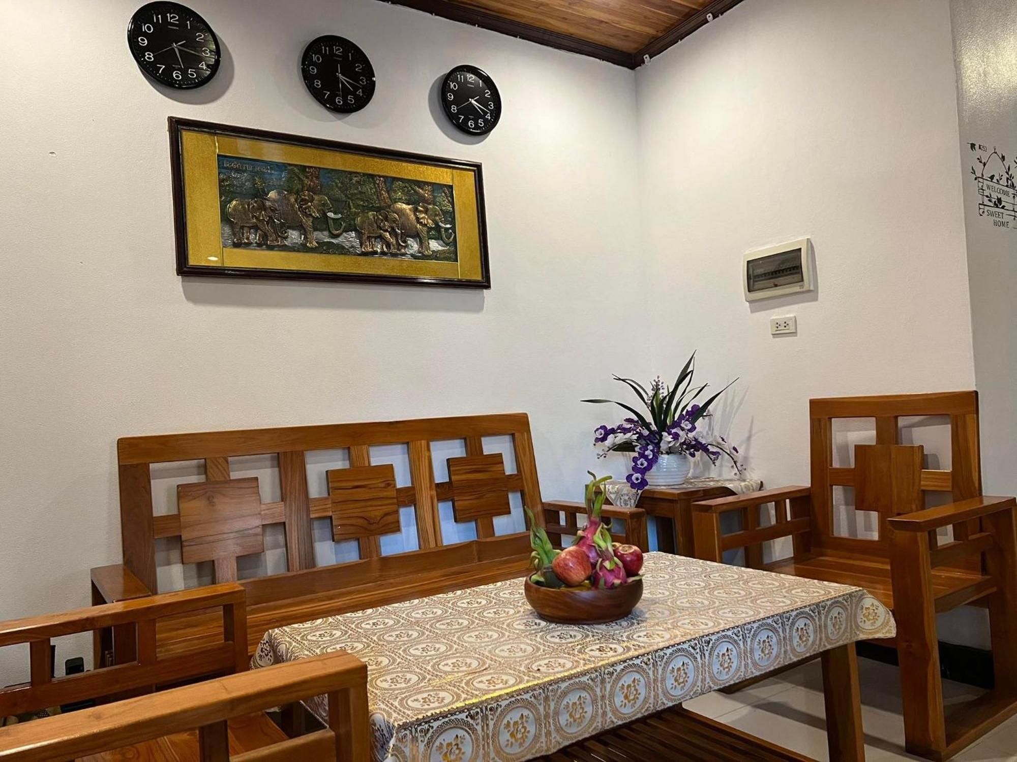 Jasmine Place House Luang Prabang Dış mekan fotoğraf